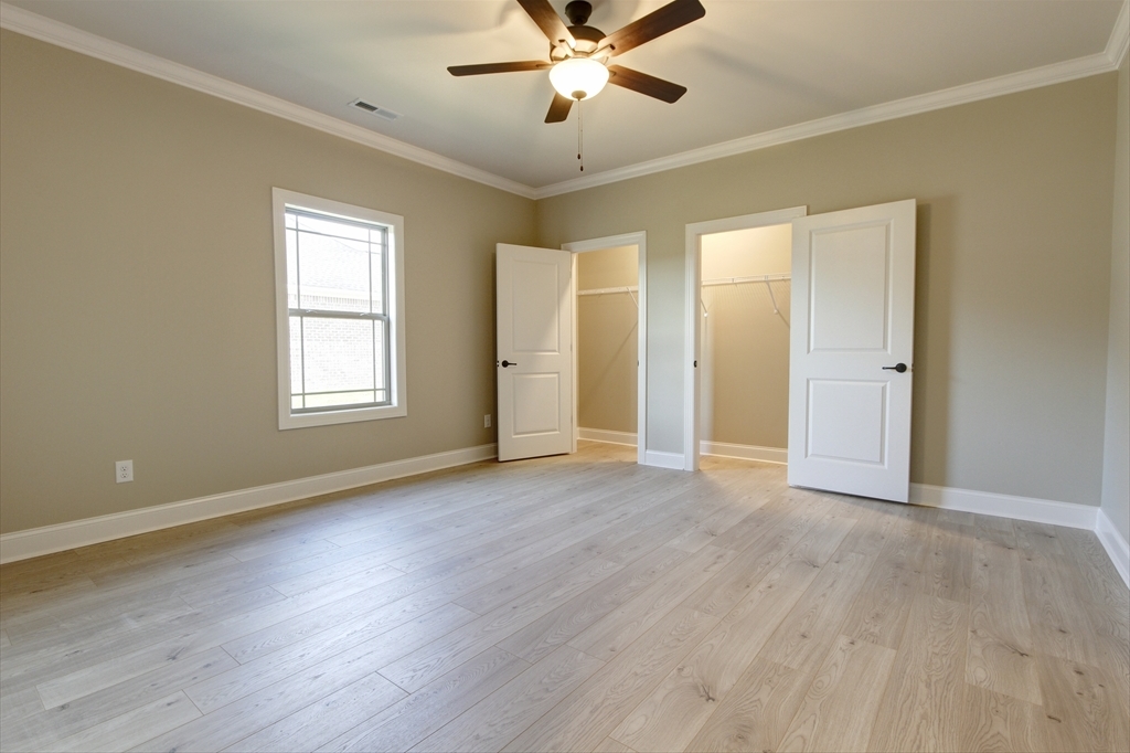 No Carpet And Ceiling Fans In all Bedrooms