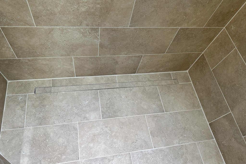 MasterBath Shower Linear Drain