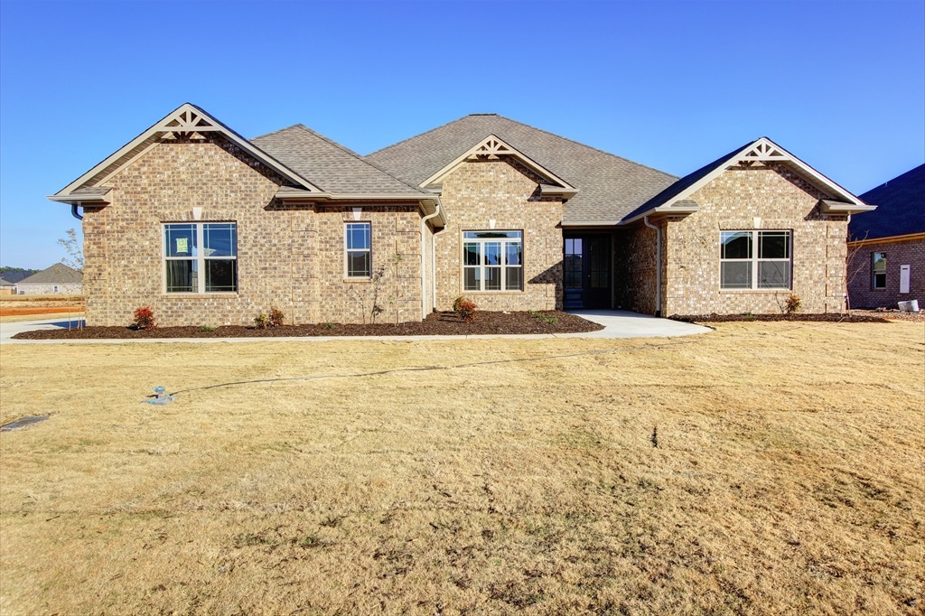 Brick All 4 Sides With Fully Soded Yard